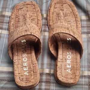 Aerosoles Barry Slides Cork Women's Thong Sandals Mini Wedge Heel. Size 8.5 Med.